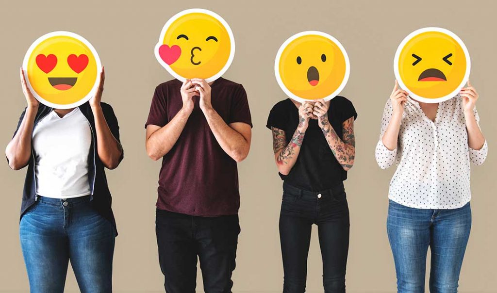ADOLESCENTES EMOÇÕES]