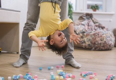 Estudo de Caso: O Menino que Aprendia ao Contrário