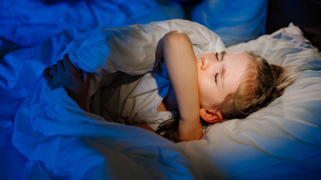 crianca-com-sono-agitado-1